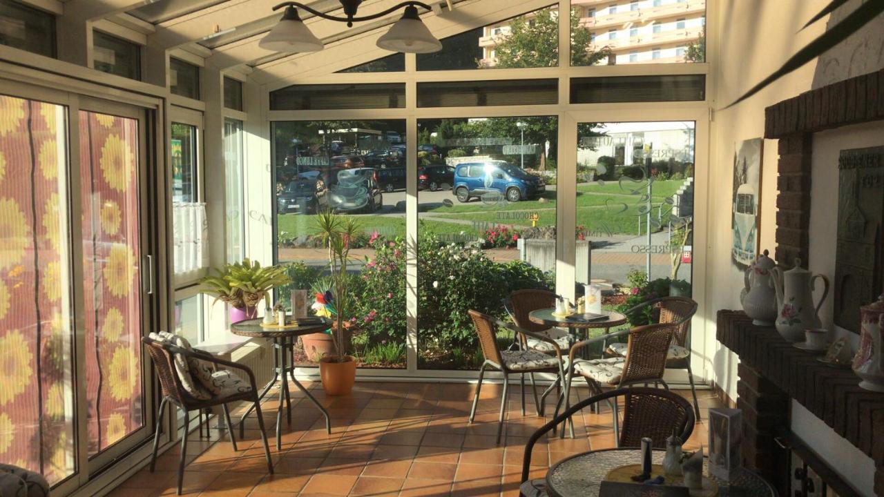 Pension & Cafe Meine Sonne Sole Mio バート・ゾーデン・アレンドルフ エクステリア 写真
